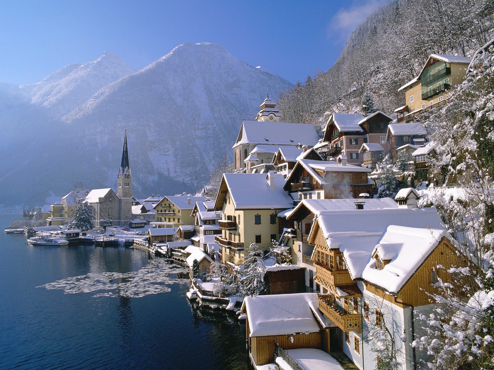 Hallstatt%20in%20Winter%2C%20Austria.jpg